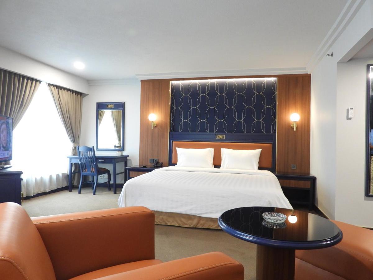 Maxwell Hotel Dżakarta Zewnętrze zdjęcie